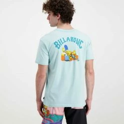 Vendita all'ingrosso 🎉 BILLABONG T-SHIRT SIMPSONS FAMILY COUCH Blu 🔔 -Offerte Novità Negozio billabong c1ss79bip t shirt simpsons family couch street style uomo 044693501 1627 4