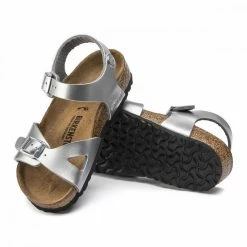 Offerte 😍 BIRKENSTOCK RIO SILVER METALLIC BAMBINA 36 39 ❤️ 9 Offerte 😍 BIRKENSTOCK RIO SILVER METALLIC BAMBINA 36 39 ❤️ -Offerte Novità Negozio birkenstock 1019201 rio silver metallic bambina 36 39 tutti sandali bambino 044802701 silv 2