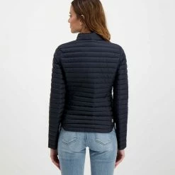 A buon mercato 😍 COLMAR ORIGINALS PIUMINO LEGGERO RECYCLED DONNA Blu ✨ 11 A buon mercato 😍 COLMAR ORIGINALS PIUMINO LEGGERO RECYCLED DONNA Blu ✨ -Offerte Novità Negozio colmar originals md2141u9vx piumino leggero recycled donna giacconi donna 044983901 68 4