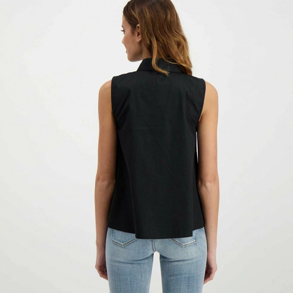 Vendita all'ingrosso ๐ฏ EMME MARELLA CAMICIA SMANICATA TRAFORATA FUOCO DONNA Nero ๐ 6 Vendita all'ingrosso ๐ฏ EMME MARELLA CAMICIA SMANICATA TRAFORATA FUOCO DONNA Nero ๐ - immagine 4