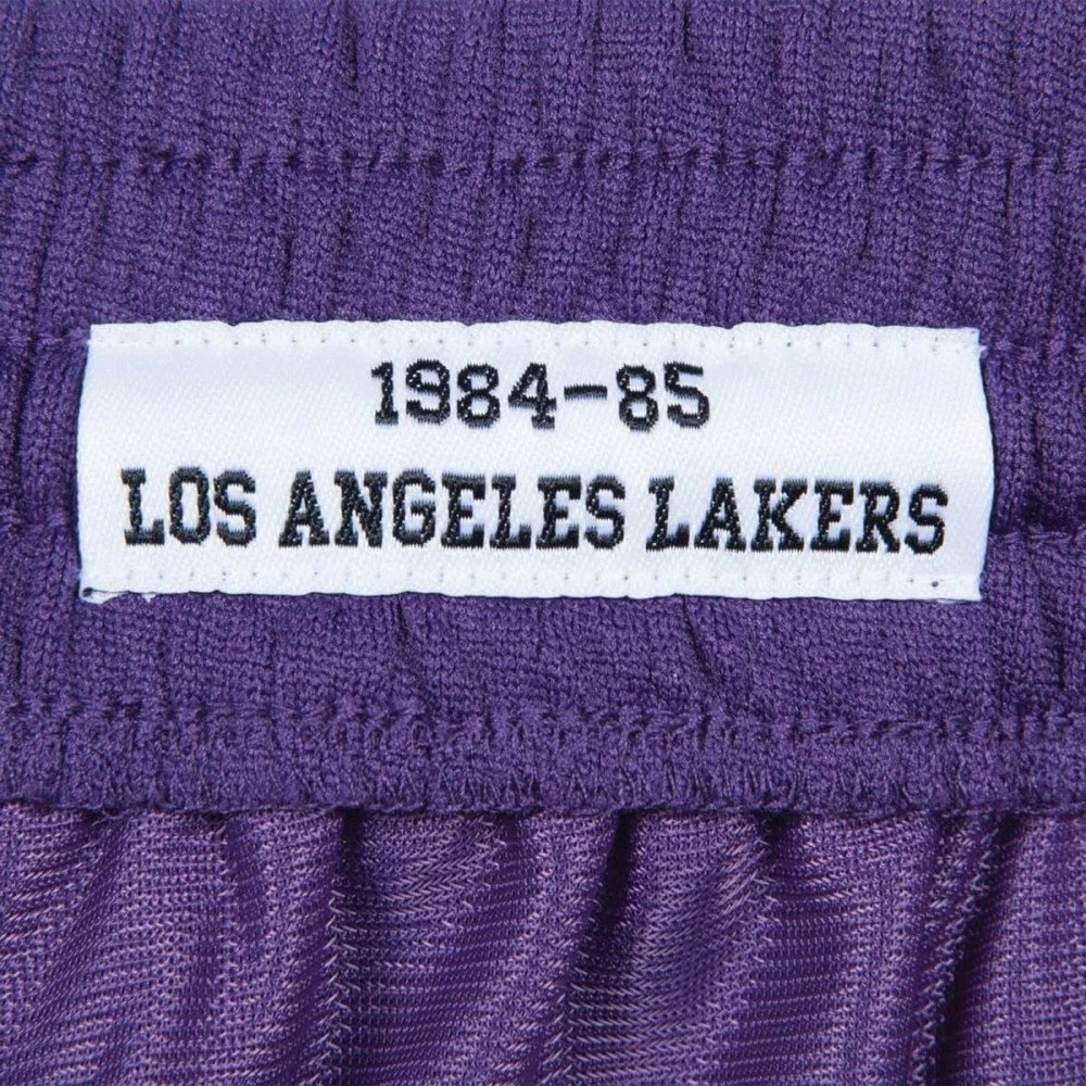 Le migliori recensioni di 🛒 MITCHELL & NESS SHORT SWINGMAN LOS ANGELES LAKERS Giallo, Viola ✔️ 4 Le migliori recensioni di 🛒 MITCHELL & NESS SHORT SWINGMAN LOS ANGELES LAKERS Giallo, Viola ✔️ - immagine 2