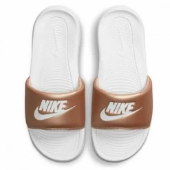 Vendita all'ingrosso 👏 NIKE VICTORI ONE SLIDE DONNA Bianco 🔥 -Offerte Novità Negozio nike cn9677 w victori one slide tutti sandali donna 045209601 900 2