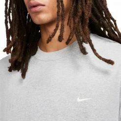 Vendita all'ingrosso 🤩 NIKE T-SHIRT LOOSE Grigio 🔥 -Offerte Novità Negozio nike cv0559 t shirt loose sport style uomo 043095501 063 3