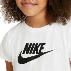 Buono 👍 NIKE T-SHIRT CROP FUTURA BAMBINA Bianco ❤️ -Offerte Novità Negozio nike da6925 t shirt crop futura bambina abbigliamento bambino 042367201 102 5
