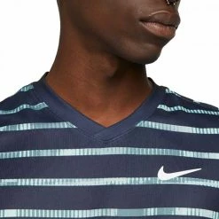 A buon mercato ⌛ T-SHIRT NIKECOURT DRI-FIT VICTORY STRIPED Blu 🤩 -Offerte Novità Negozio nike dd8515 t shirt nikecourt dri fit victory striped abbigliamento tennis uomo 045236201 451 3