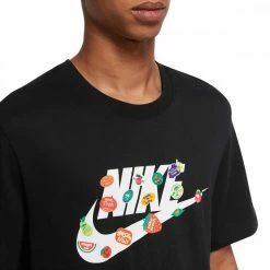 Nuovo ❤️ NIKE T-SHIRT LOGO FRUTTA Nero 🧨 7 Nuovo ❤️ NIKE T-SHIRT LOGO FRUTTA Nero 🧨 -Offerte Novità Negozio nike dq1047 t shirt logo frutta sport style uomo 045006601 010 3