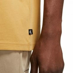 Vendita calda 🔔 NIKE SB T-SHIRT LC BARKING Giallo 🤩 7 Vendita calda 🔔 NIKE SB T-SHIRT LC BARKING Giallo 🤩 -Offerte Novità Negozio nike sb dq1856 t shirt lc barking street style uomo 044740401 777 3