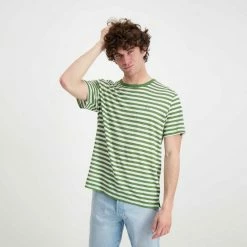 Sconto 💯 SUN 68 T-SHIRT IN LINO A RIGHE Bianco, Verde ❤️ 10 Sconto 💯 SUN 68 T-SHIRT IN LINO A RIGHE Bianco, Verde ❤️ -Offerte Novità Negozio sun 68 t32137 t shirt in lino a righe casual uomo 044821101 1907 4