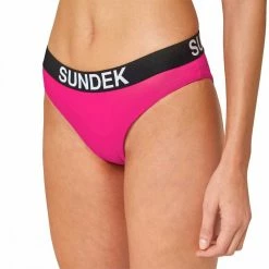 I primi 10 ✔️ SUNDEK SLIP ELASTICO LOGO MARCELA DONNA Fucsia ✔️