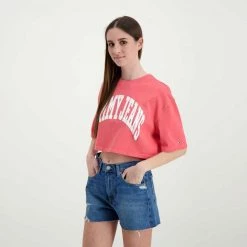 Il più economico 🔥 TOMMY 👖 JEANS T-SHIRT CROP OVER COLLEGE DONNA Rosa 🎉 -Offerte Novità Negozio tommy jeans dw0dw12835 t shirt crop over college donna casual donna 045114701 tij 5
